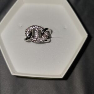 Elegant Silver and Pink Women's Ring Size 8